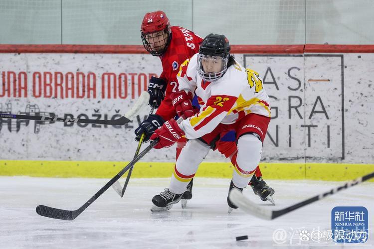 中国男子冰球队世锦赛惜败东道主 中国男子冰球队世锦赛惜败东道主